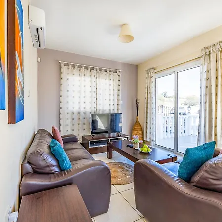 Stephania Villa Ayía Nápa